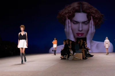 Look 12